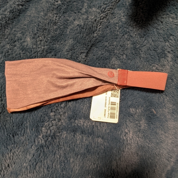 Brand new LuluLemon headband bundle - Picture 7 of 7